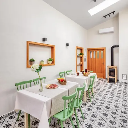 فندق مبيت وإفطار Sobe Rafut نوفا جوريكا